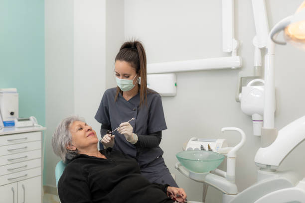 Best Emergency Orthodontic Repairs in Country Clu, MO