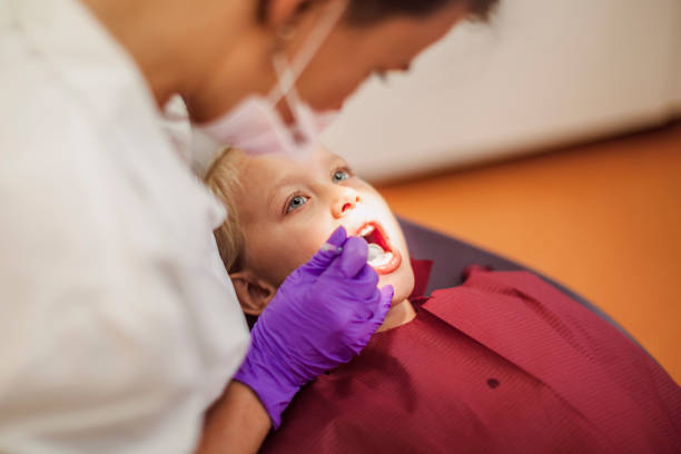 Best Emergency Tooth Extraction in Country Clu, MO