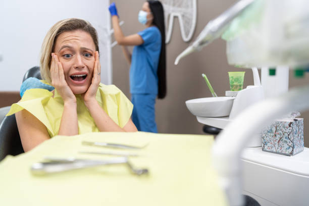 Best Emergency Treatment for Toothache in Country Clu, MO